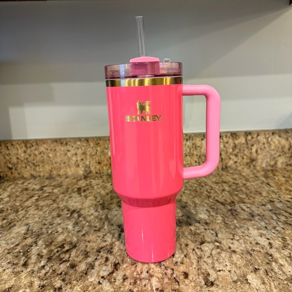 Stanley The Flowstate Quencher H2.0 40oz Tumbler in Pink Paradise Travel Cup - Picture 1 of 11